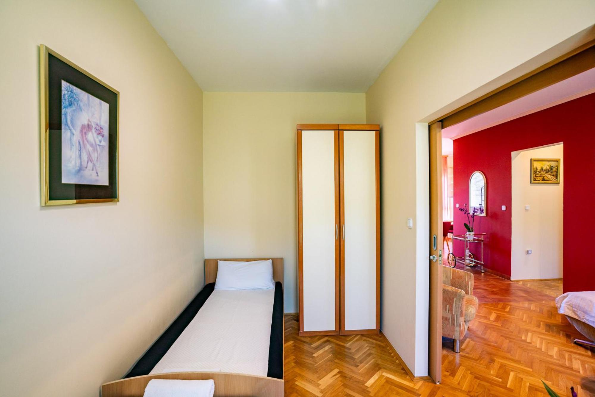 Rab Centar Due Appartement Palit Buitenkant foto